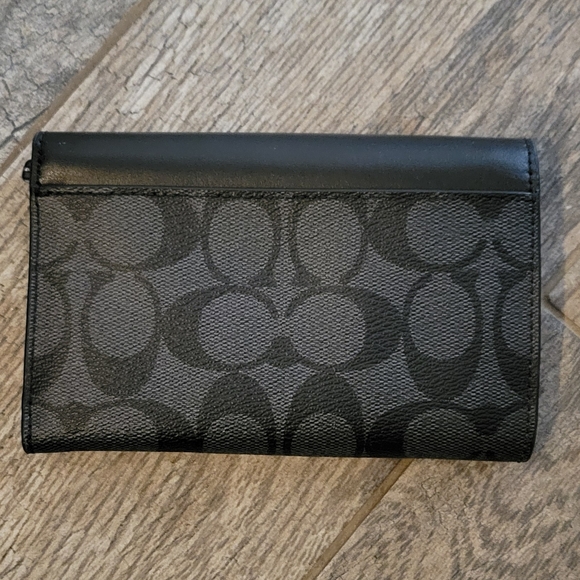COACH Signature Envelope Wallet F32485 Smoke Black Medium NWT - Picture 4 of 11